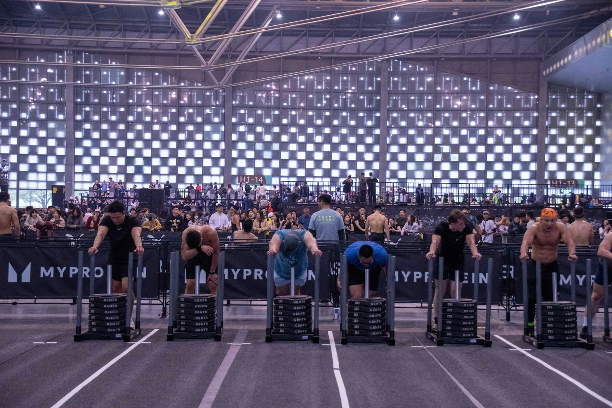 Creating a HYROX Simulation at Your Gym: From Idea to Race Day